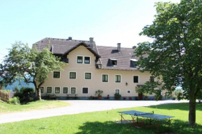 Bauernhof Landhaus Hofer, Treffen Am Ossiacher See, Österreich